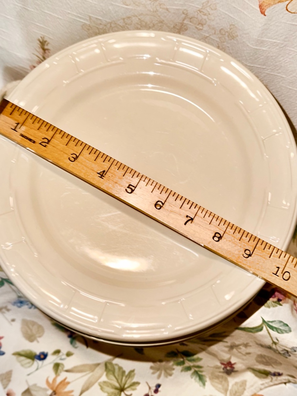 Longaberger Pottery (One) 10” Dinner Plate EUC (7 Available)